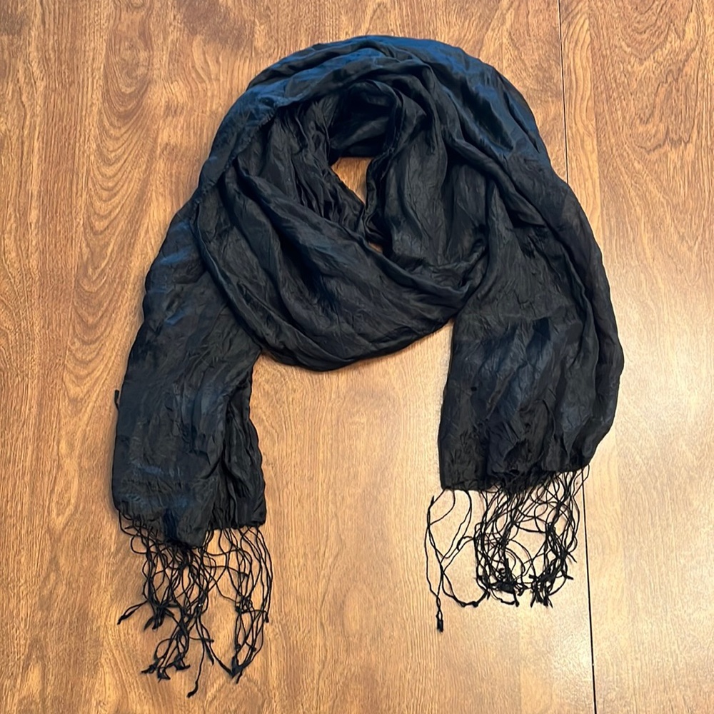 Black fashion scarf